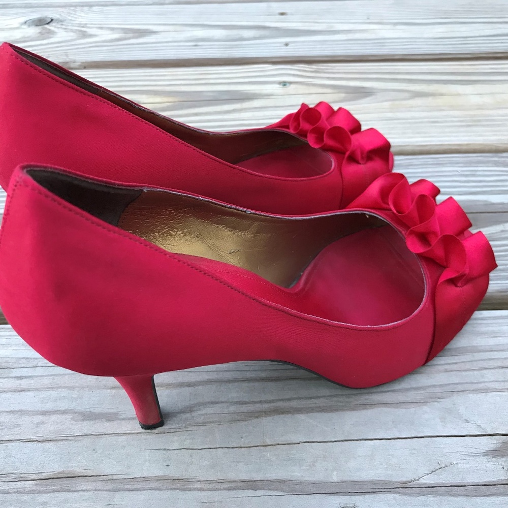 Nina Heels The Touch of Nina Women Red Fencel Pump - Picture 6 of 8